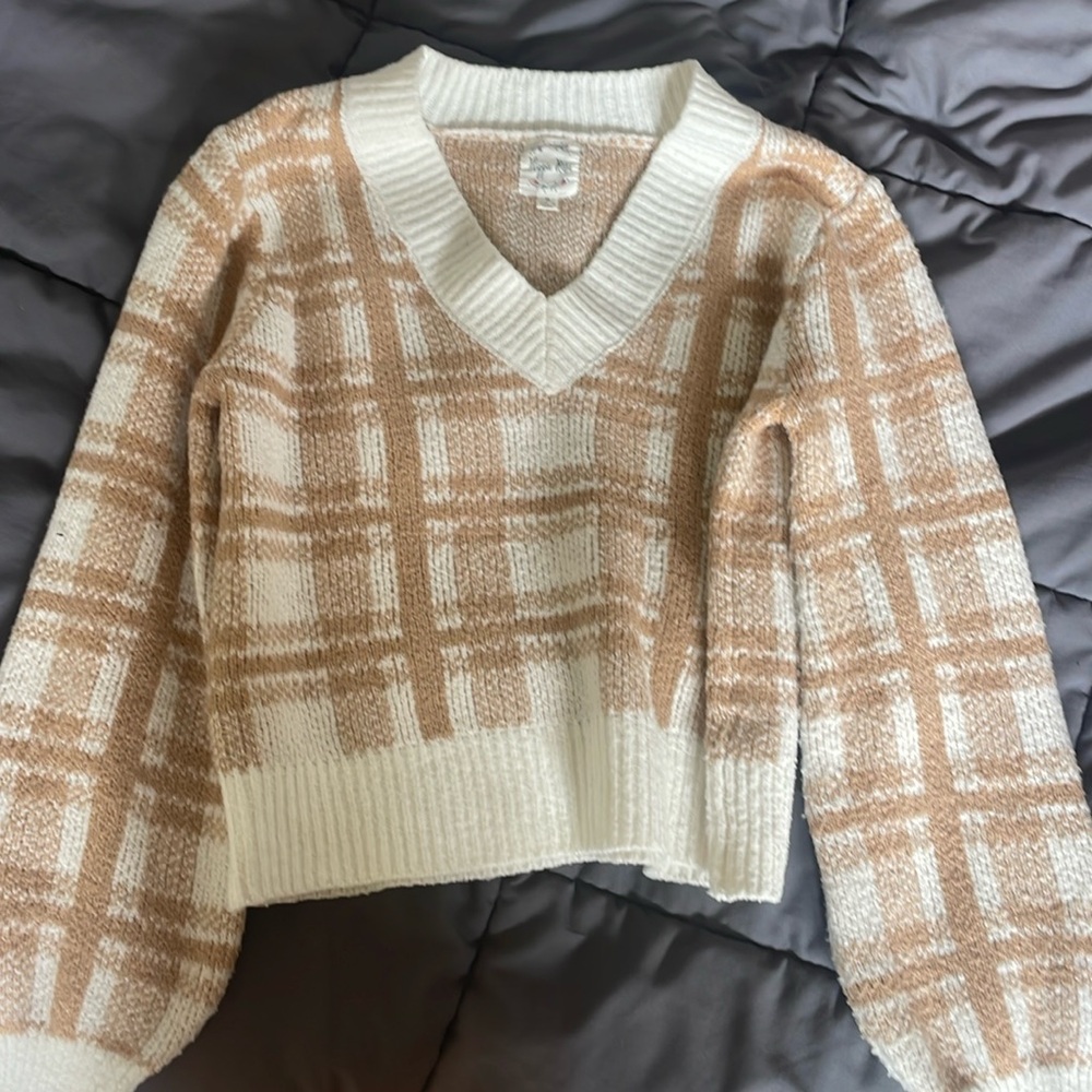 Hippie Rose sweater that is barely worn. It’s a little too small for me